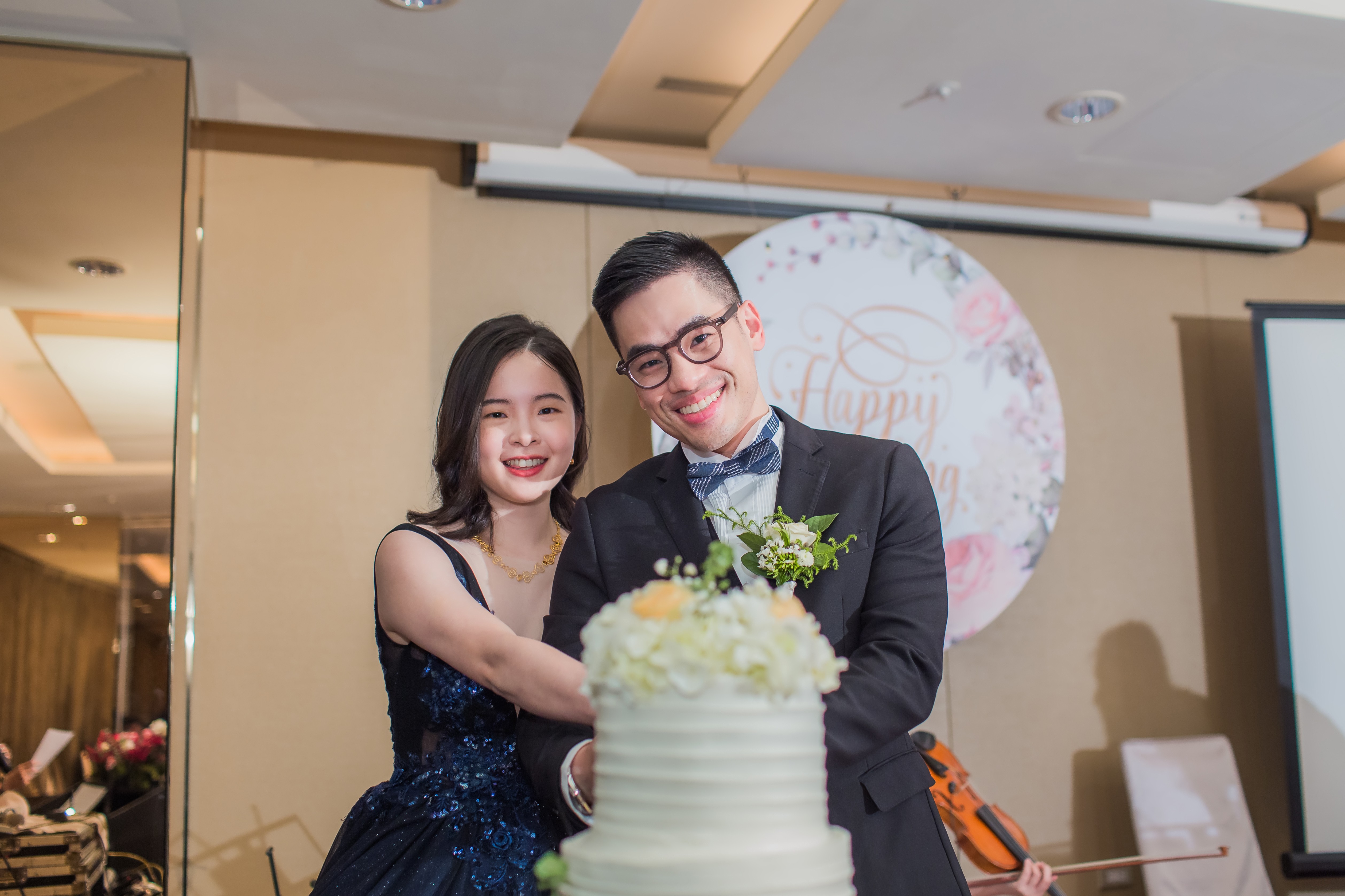【婚禮雙語主持│婚禮攝影│客製化佈置│婚禮樂團│彩妝造型│婚禮影片│燙金喜帖│婚禮小物】Key & Jocelyn
