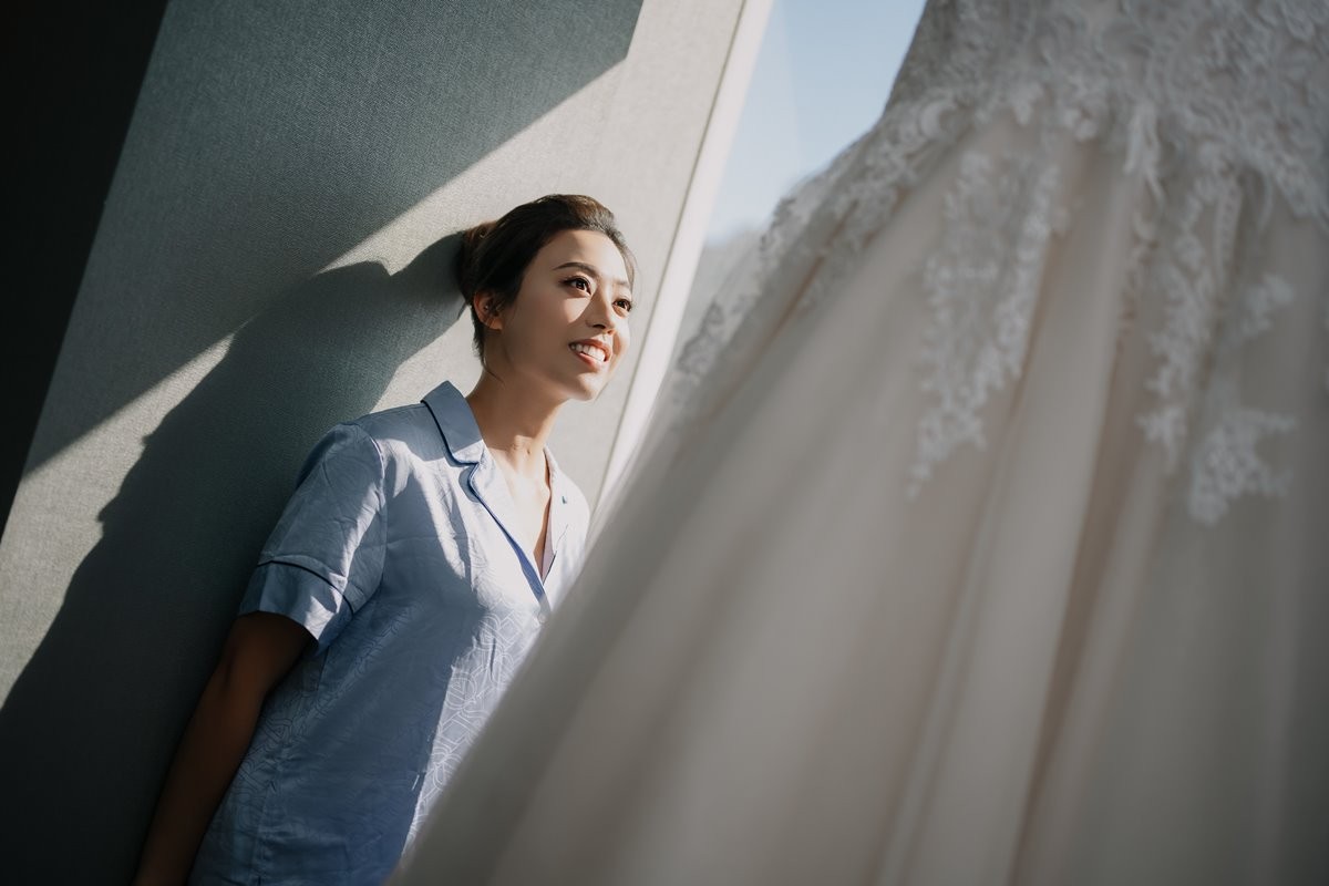 【婚禮攝影│客製化佈置│婚禮樂團│彩妝造型│燙金喜帖】香鵬&煜婷