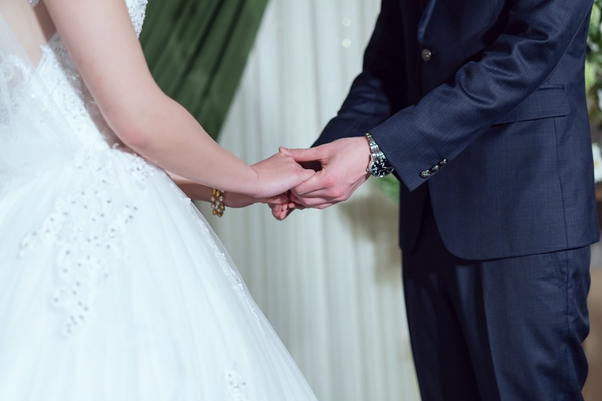 【婚禮主持│婚禮攝影│婚禮錄影│客製化佈置│禮俗統籌│彩妝造型│燙金喜帖│婚禮小物】靖宇&今菁